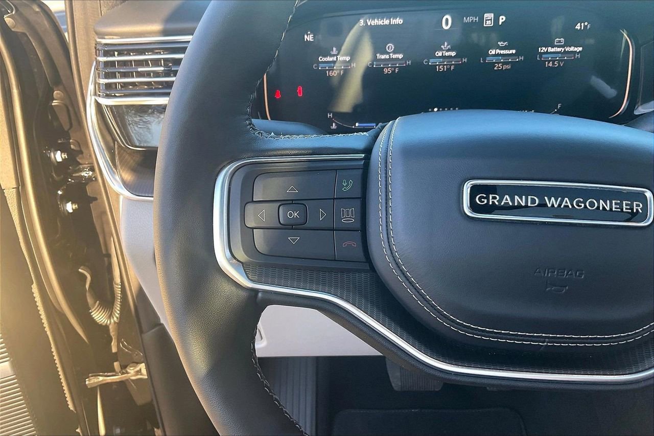 New 2026 Jeep Grand Wagoneer Summit w/ Premium Group III image 32