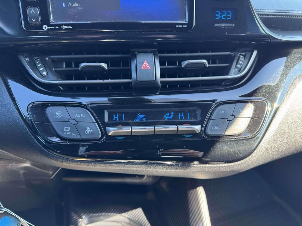 Used 2018 Toyota C-HR XLE image 27