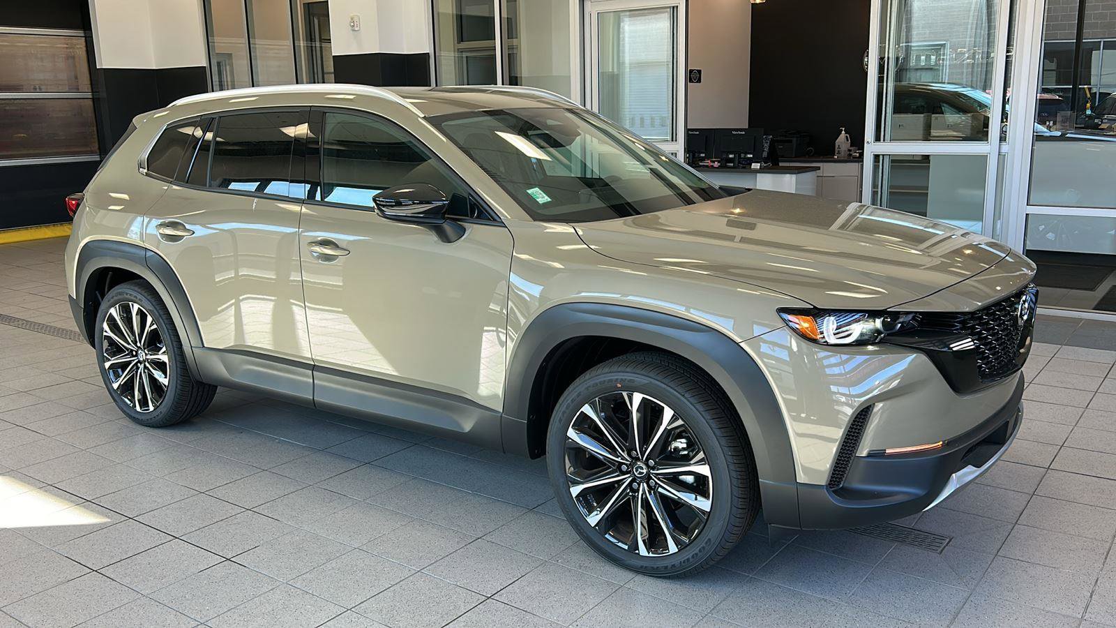 New 2025 MAZDA CX-50 AWD 2.5 Turbo w/ Premium Pkg image 8