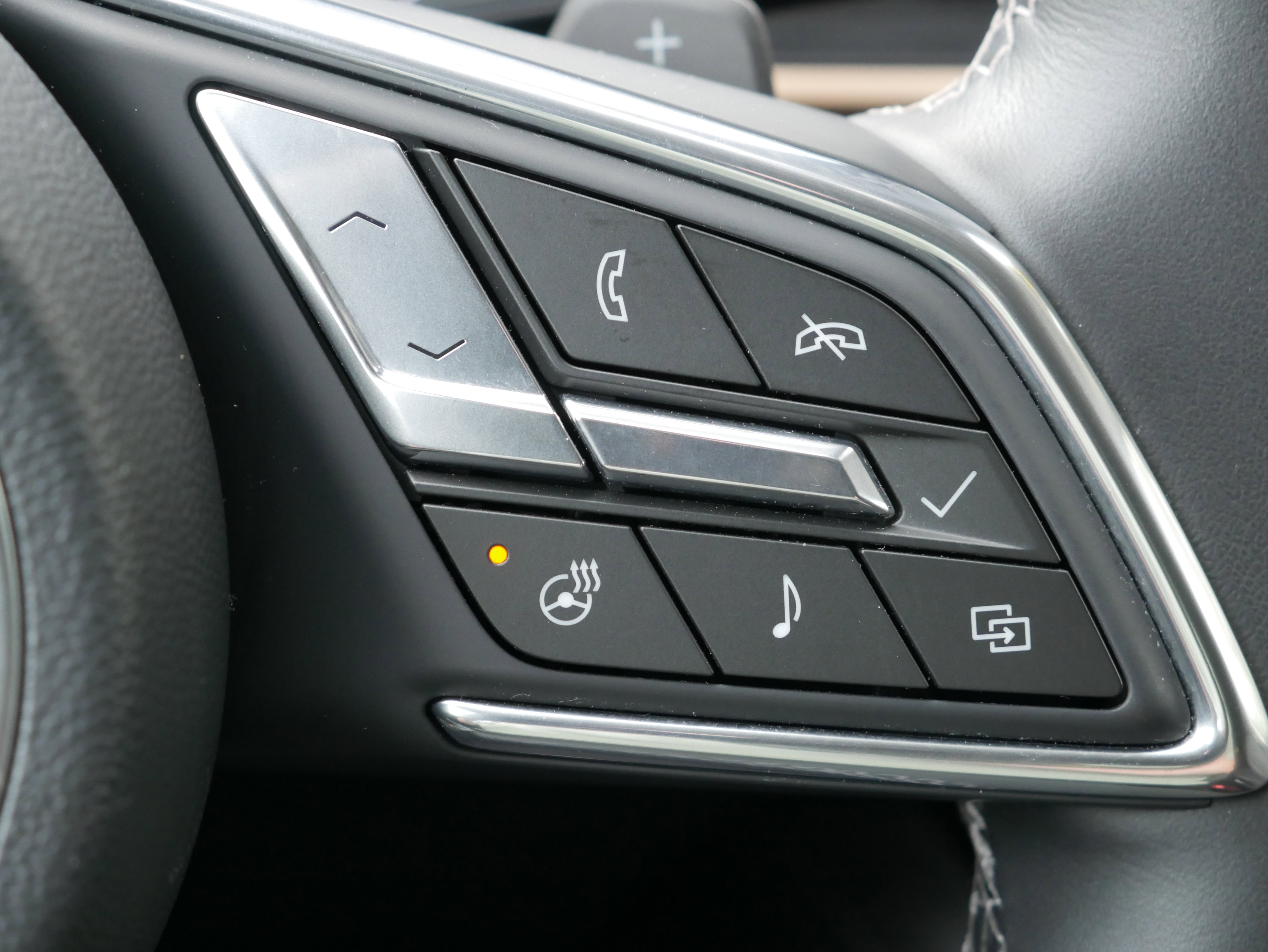 Certified 2024 Buick Envision Avenir image 24