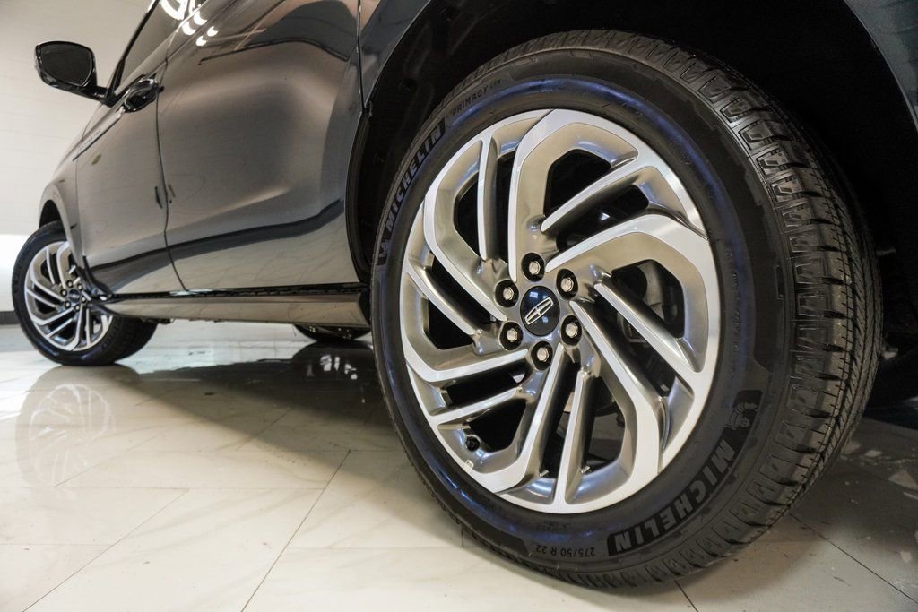 Used 2025 Lincoln Navigator L Reserve image 39