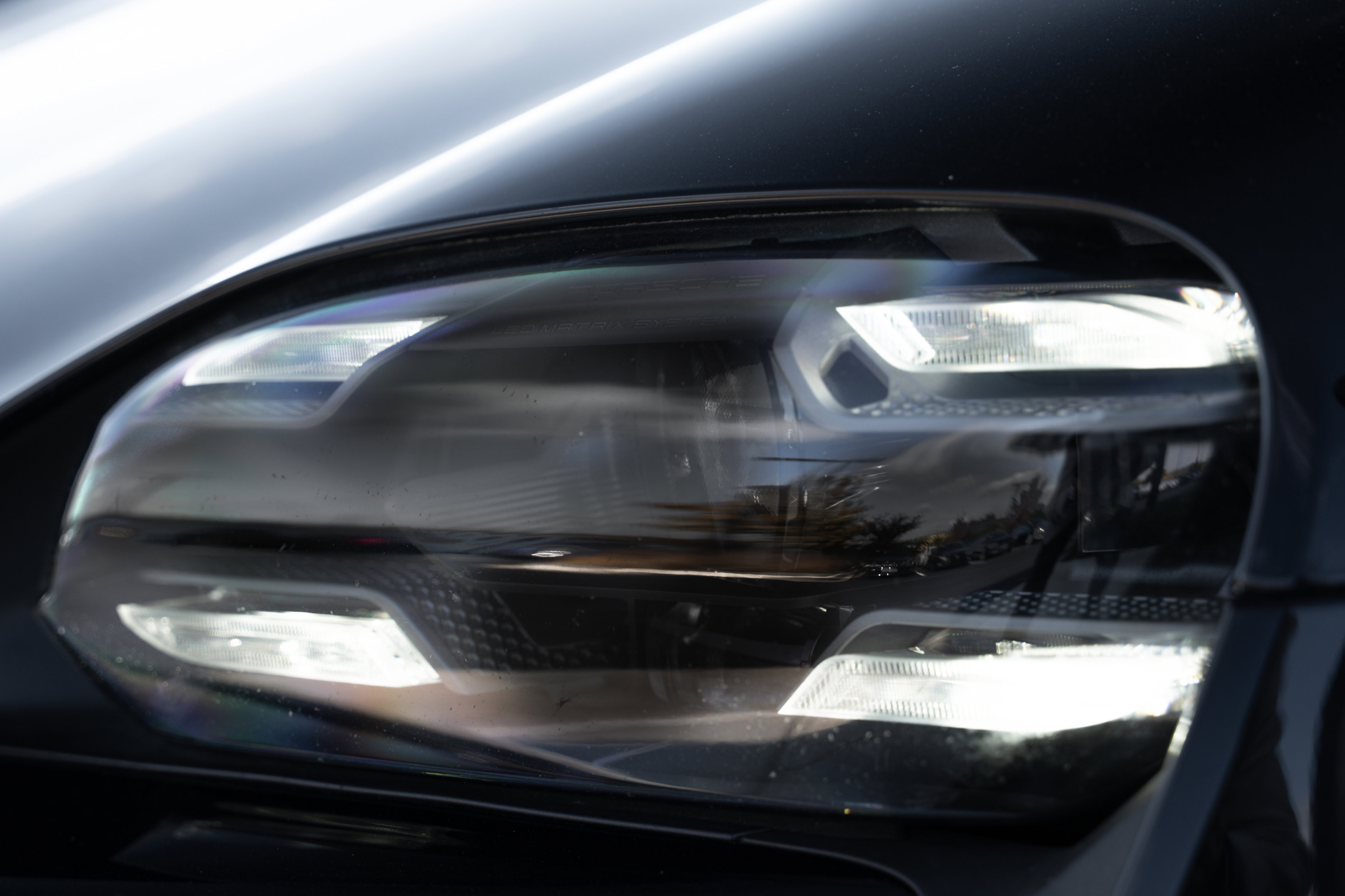 Used 2021 Porsche Taycan 4S image 38