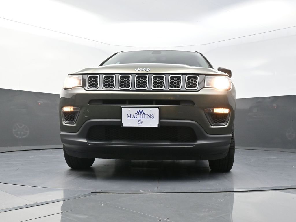 Used 2018 Jeep Compass Sport image 24