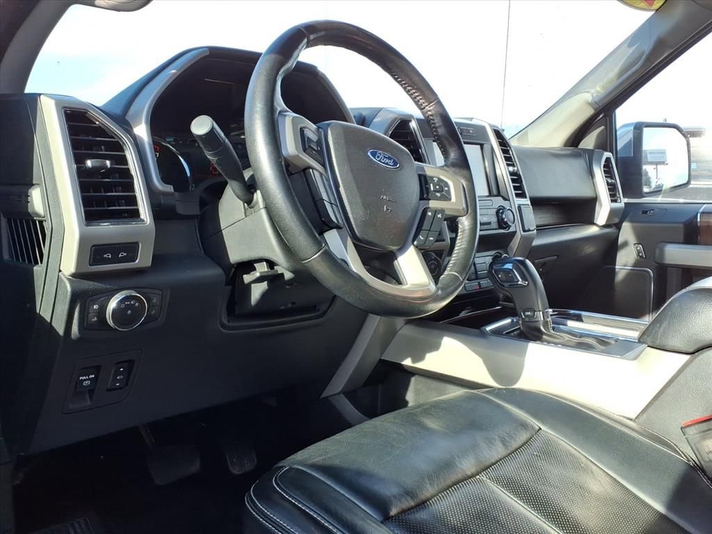 Used 2019 Ford F150 Lariat image 13