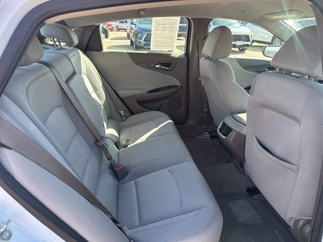 Used 2024 Chevrolet Malibu LT image 40