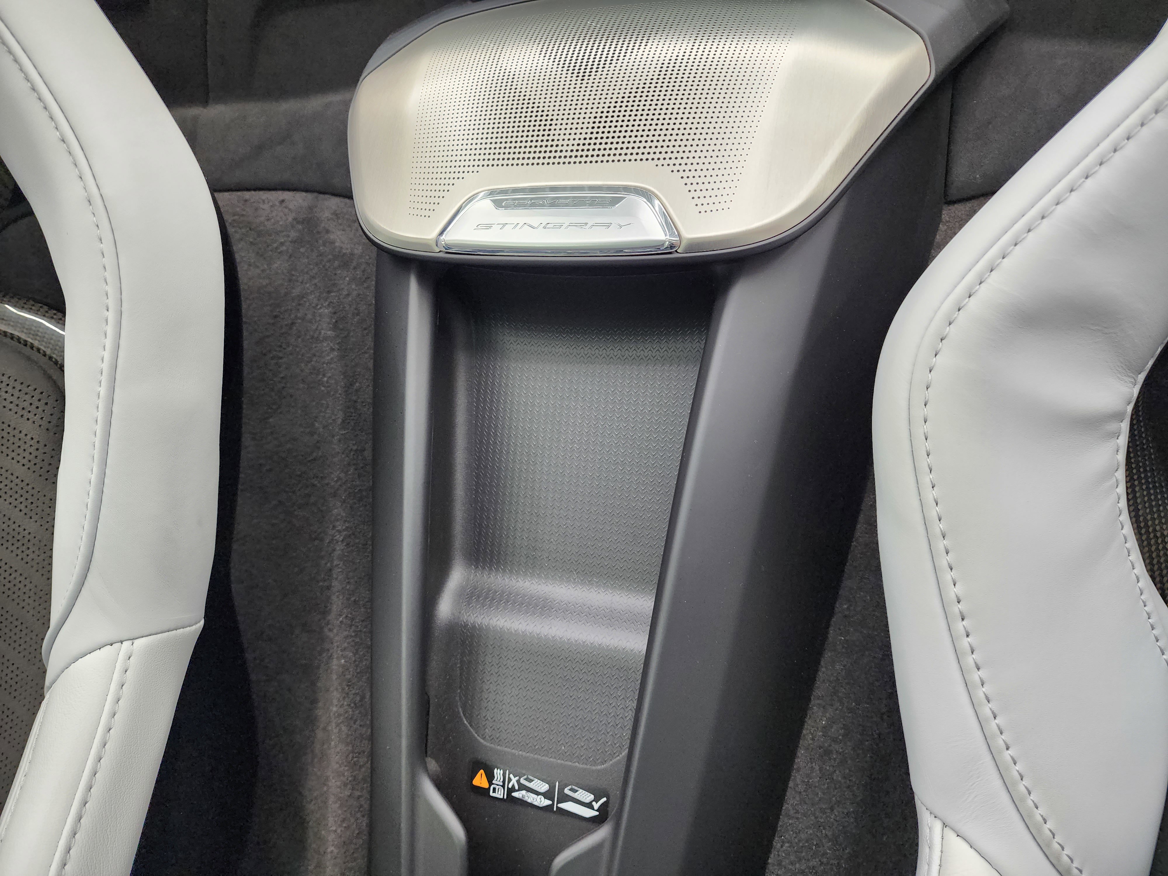 Used 2022 Chevrolet Corvette Stingray Premium Conv w/ Z51 Performance Package image 47