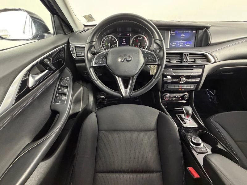 Used 2017 INFINITI QX30 FWD image 76