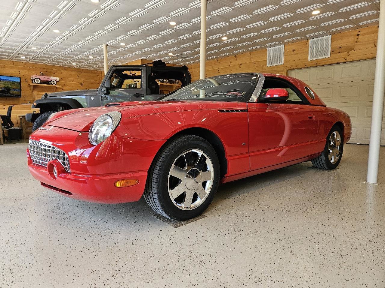 Used 2004 Ford Thunderbird RWD image 27