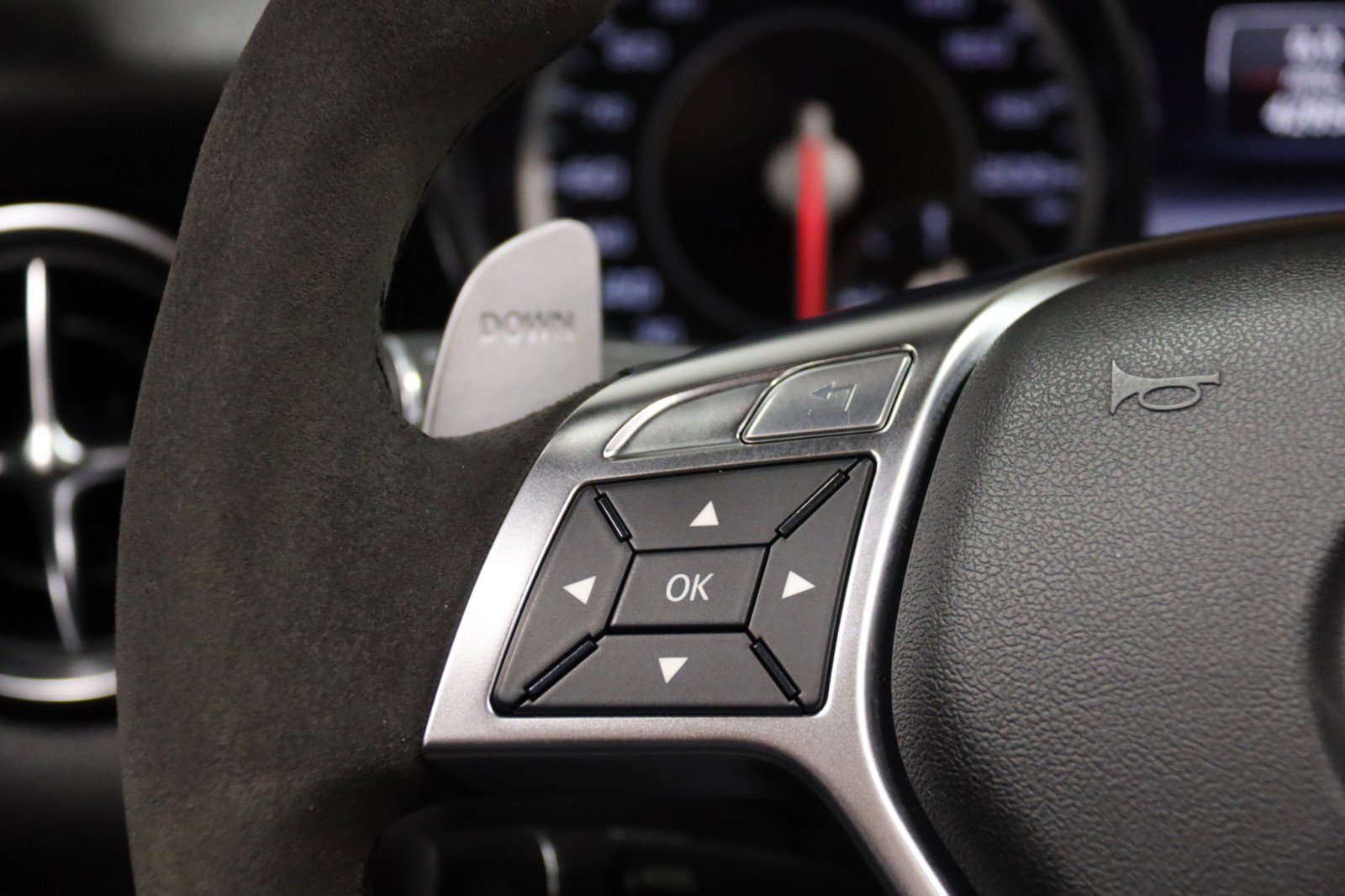 Used 2015 Mercedes-Benz SLK 55 AMG image 48