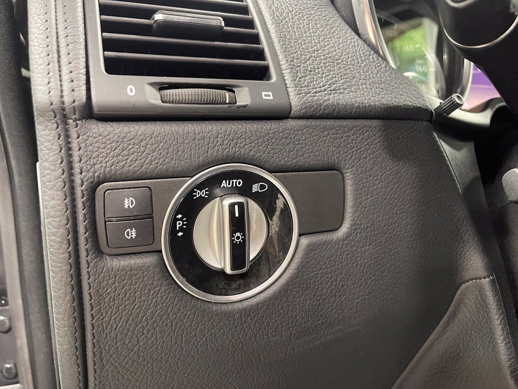 Used 2015 Mercedes-Benz G 550 image 19