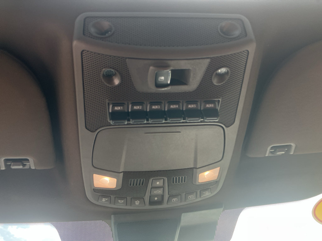Used 2022 Ford F250 King Ranch w/ King Ranch Ultimate Package AWD/4WD image 12