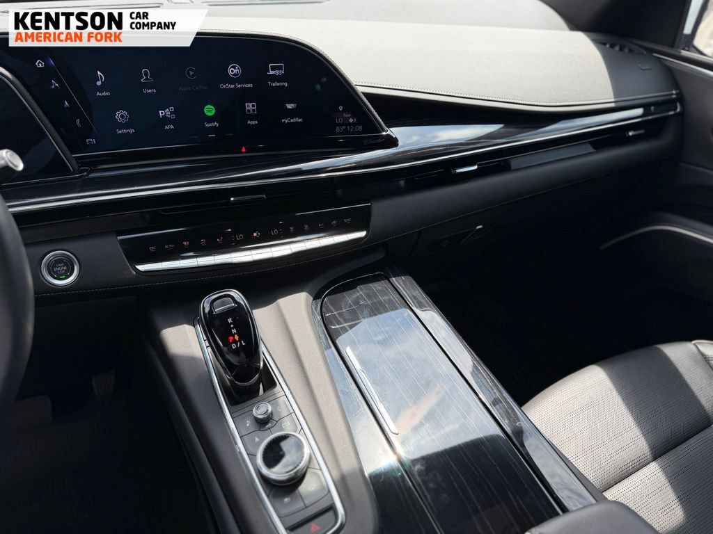 Used 2024 Cadillac Escalade Sport w/ LPO, Floor Liner Package AWD/4WD image 21