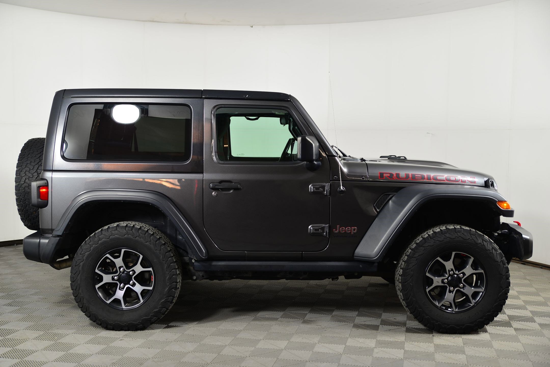 Used 2018 Jeep Wrangler Rubicon w/ Cold Weather Group image 8