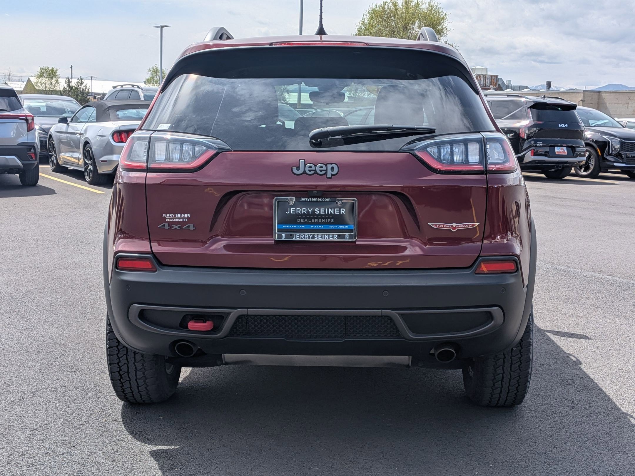 Used 2021 Jeep Cherokee Trailhawk image 5