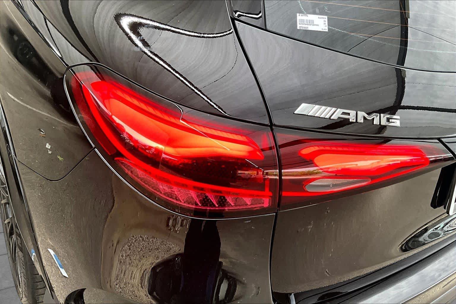 Used 2025 Mercedes-Benz GLC 43 AMG 4MATIC image 29