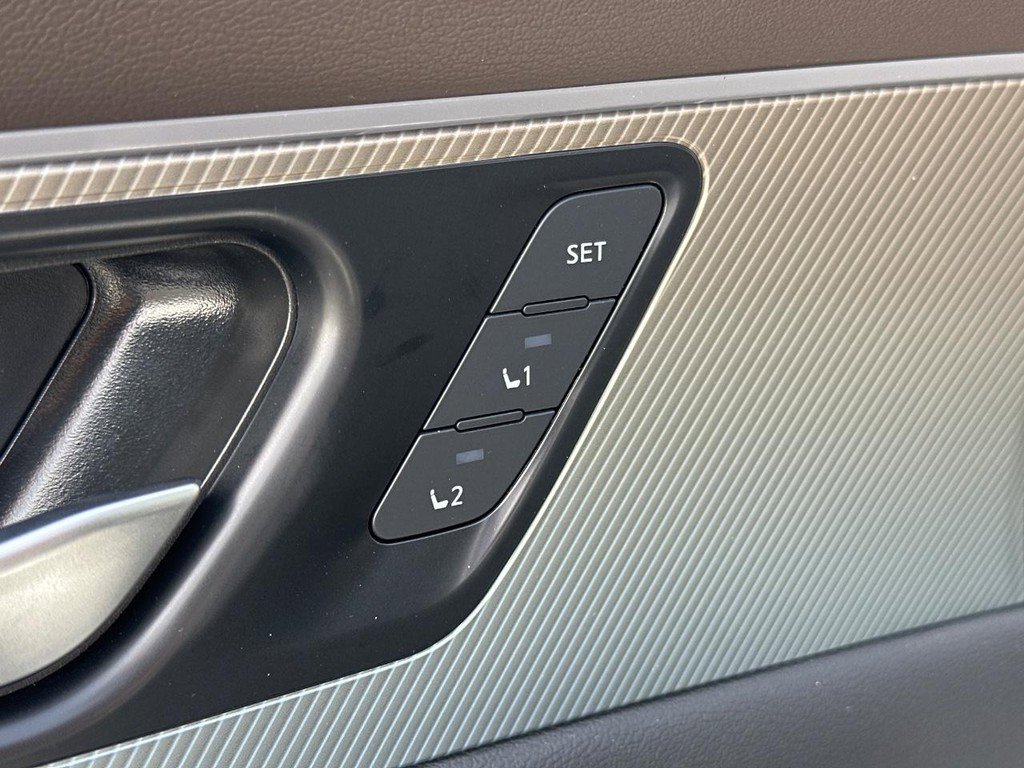 Used 2025 Nissan Murano Platinum image 22
