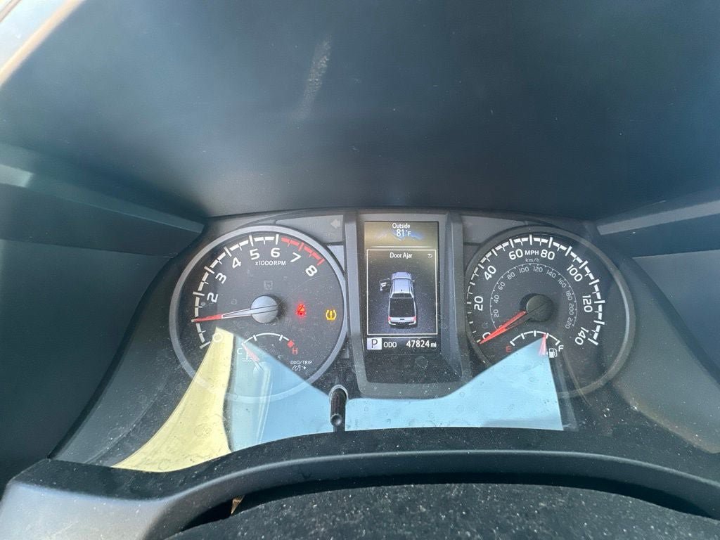 Used 2023 Toyota Tacoma SR AWD/4WD image 13
