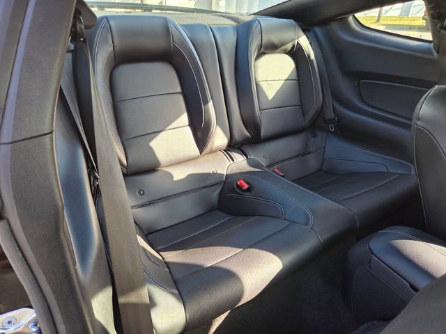 Used 2018 Ford Mustang GT Premium w/ GT Performance Package RWD image 20