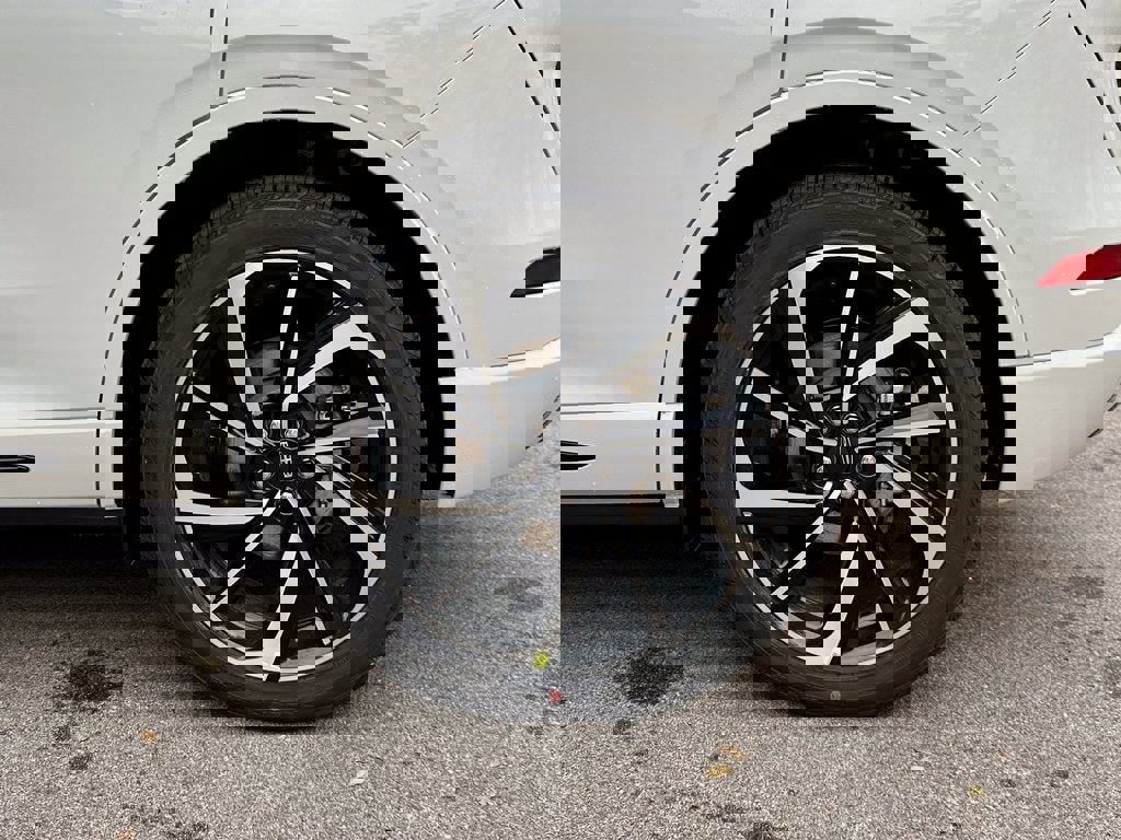 New 2025 Lincoln Corsair Grand Touring image 37