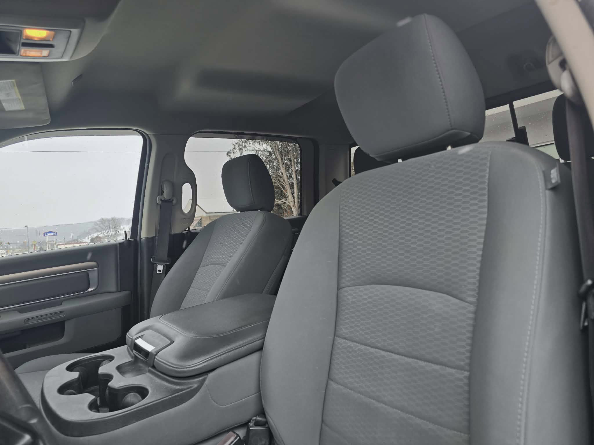 Used 2019 RAM 1500 Classic SLT image 13