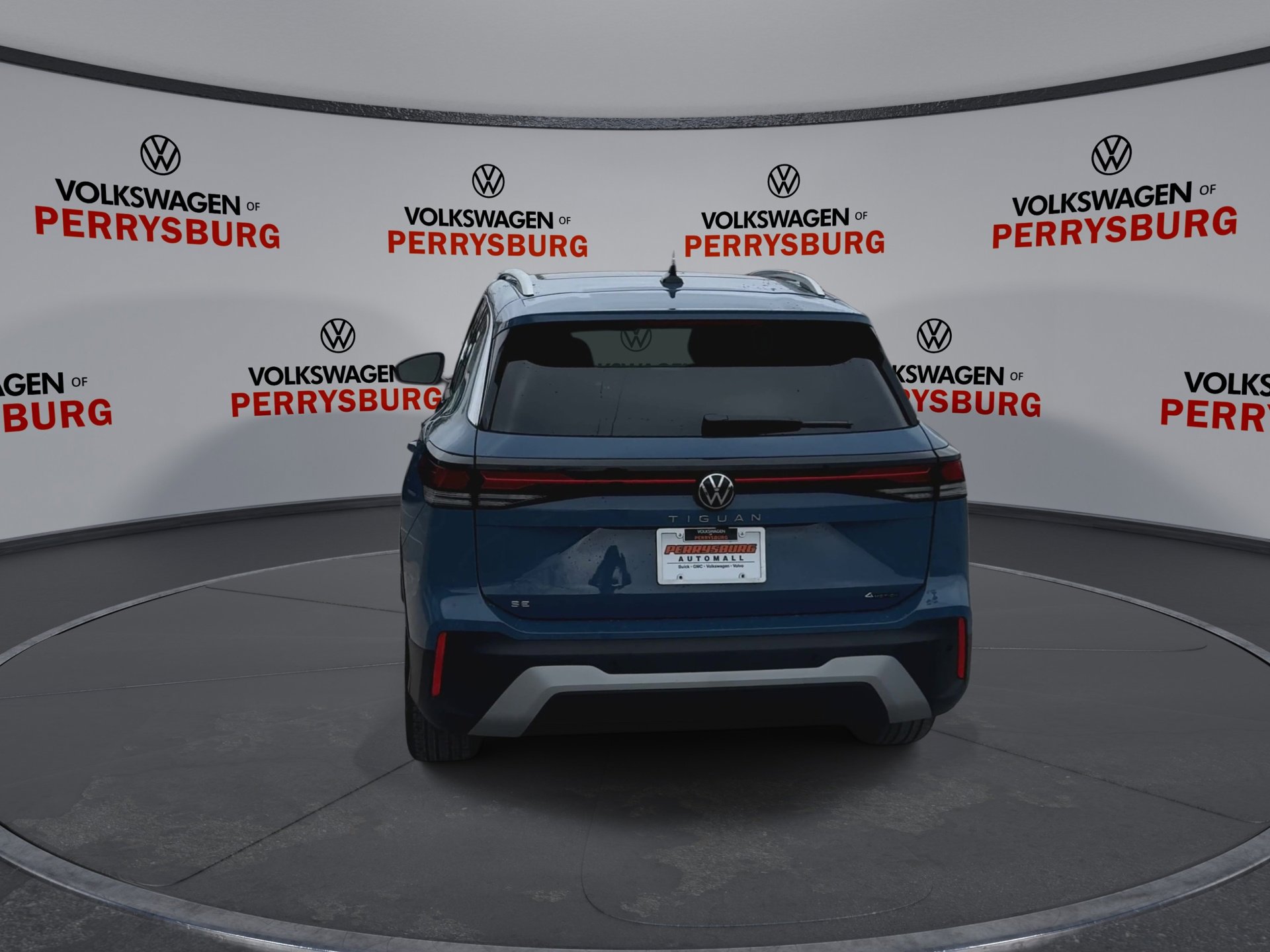 New 2026 Volkswagen Tiguan SE image 7