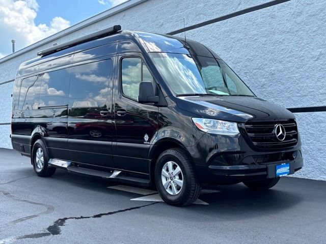 Used 2019 Mercedes-Benz Sprinter 3500 image 3