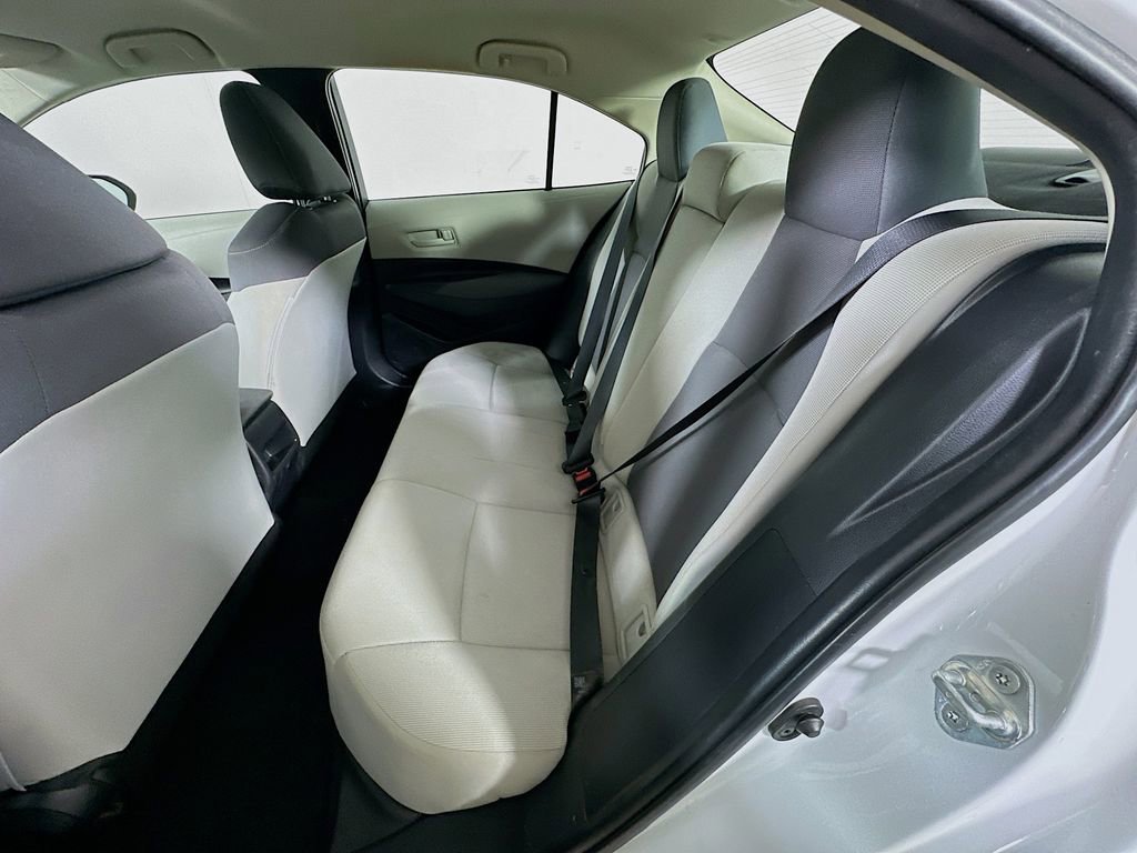 Used 2022 Toyota Corolla LE FWD image 12