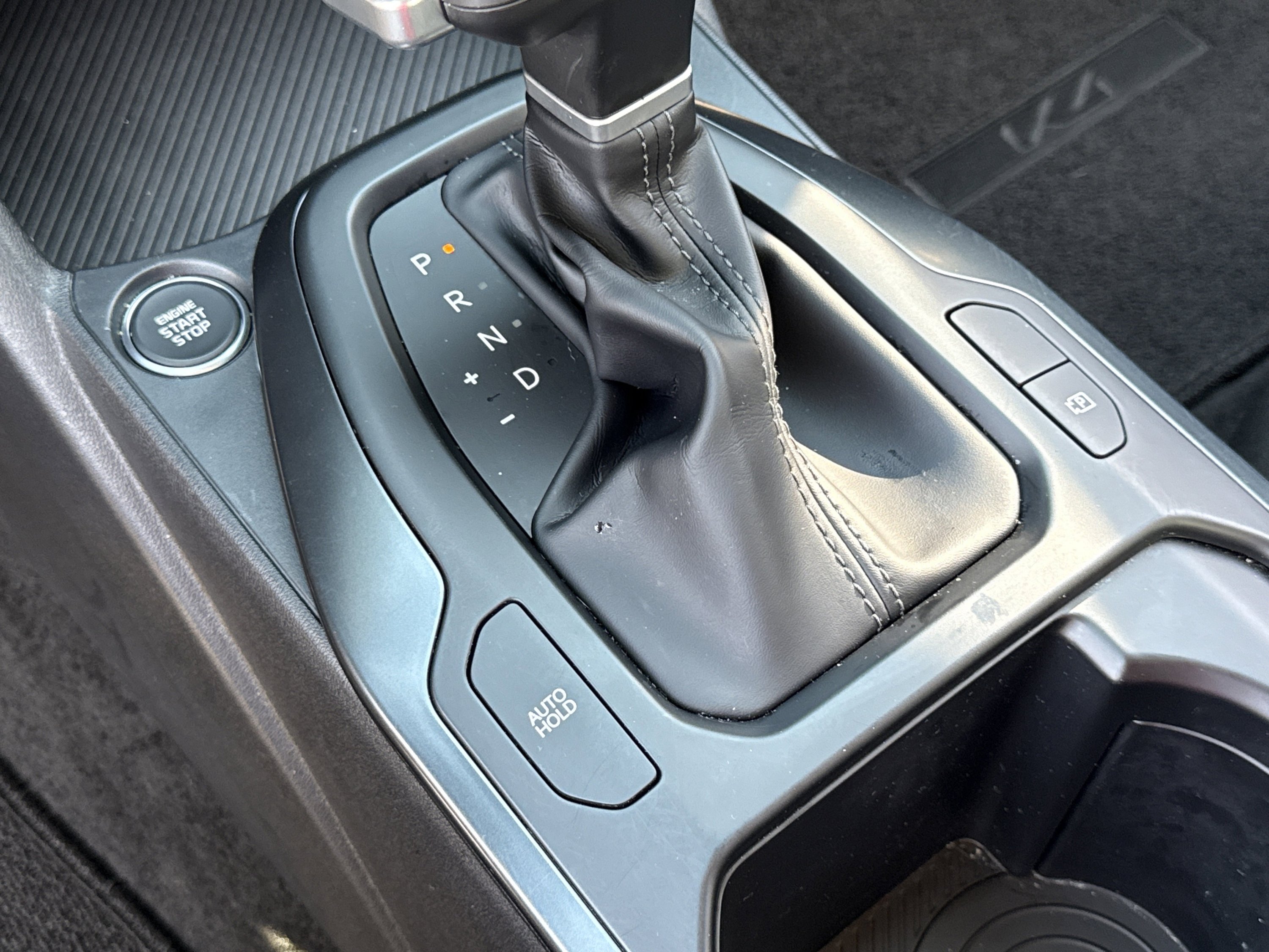 New 2025 Kia K4 FWD image 32