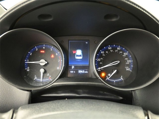 Used 2019 Toyota C-HR XLE image 3