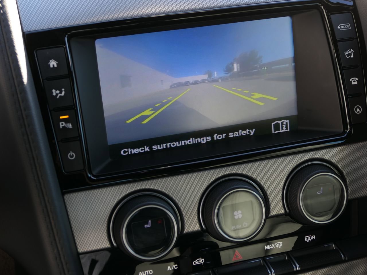 Used 2017 Jaguar F-TYPE Coupe image 21