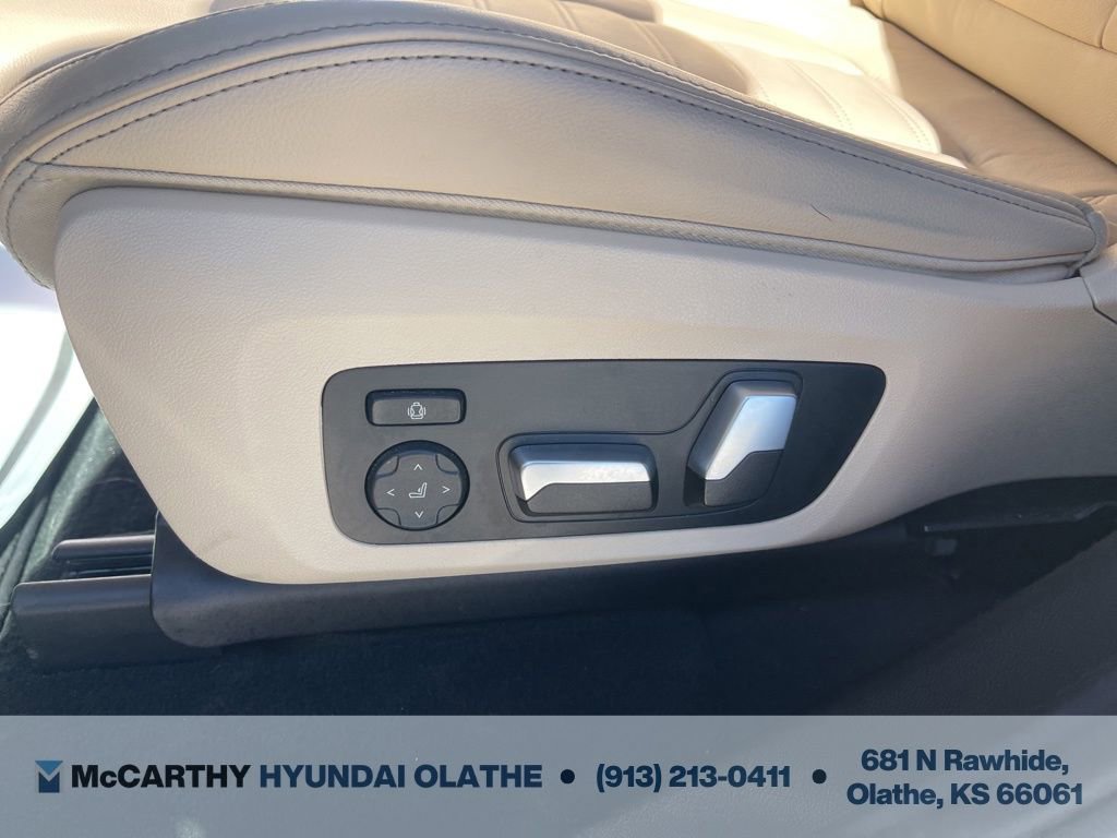 Used 2020 BMW X4 xDrive30i w/ Executive Package image 27