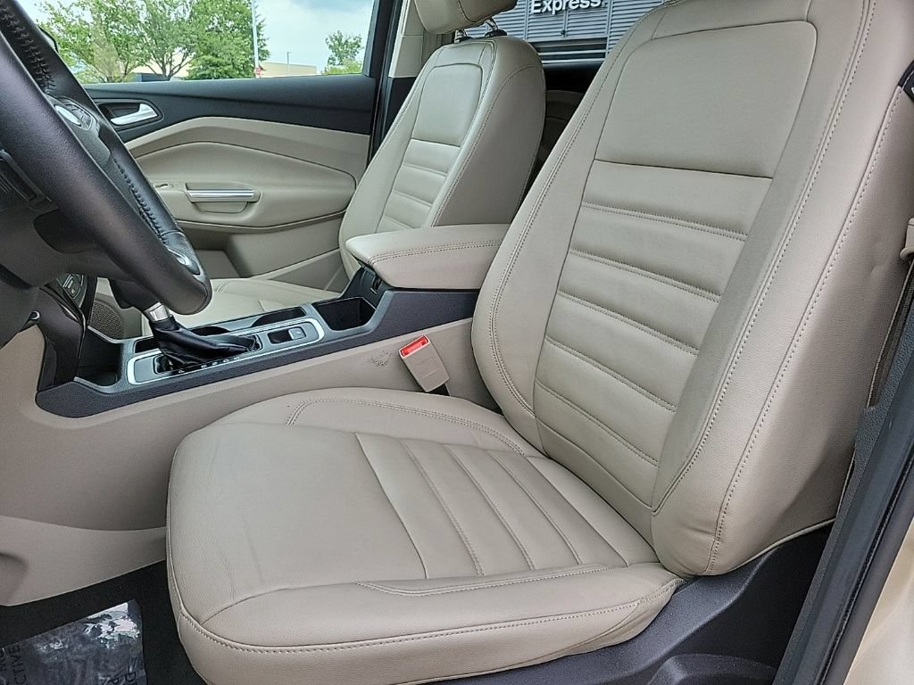 Used 2017 Ford Escape Titanium AWD/4WD image 12