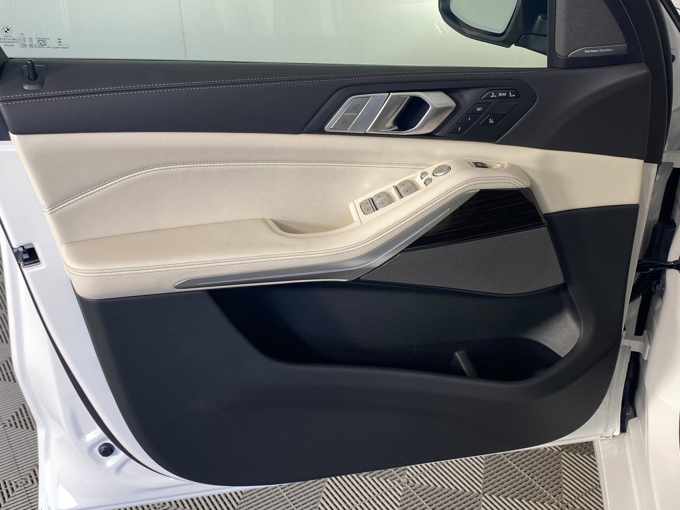 New 2026 BMW X7 xDrive40i image 11