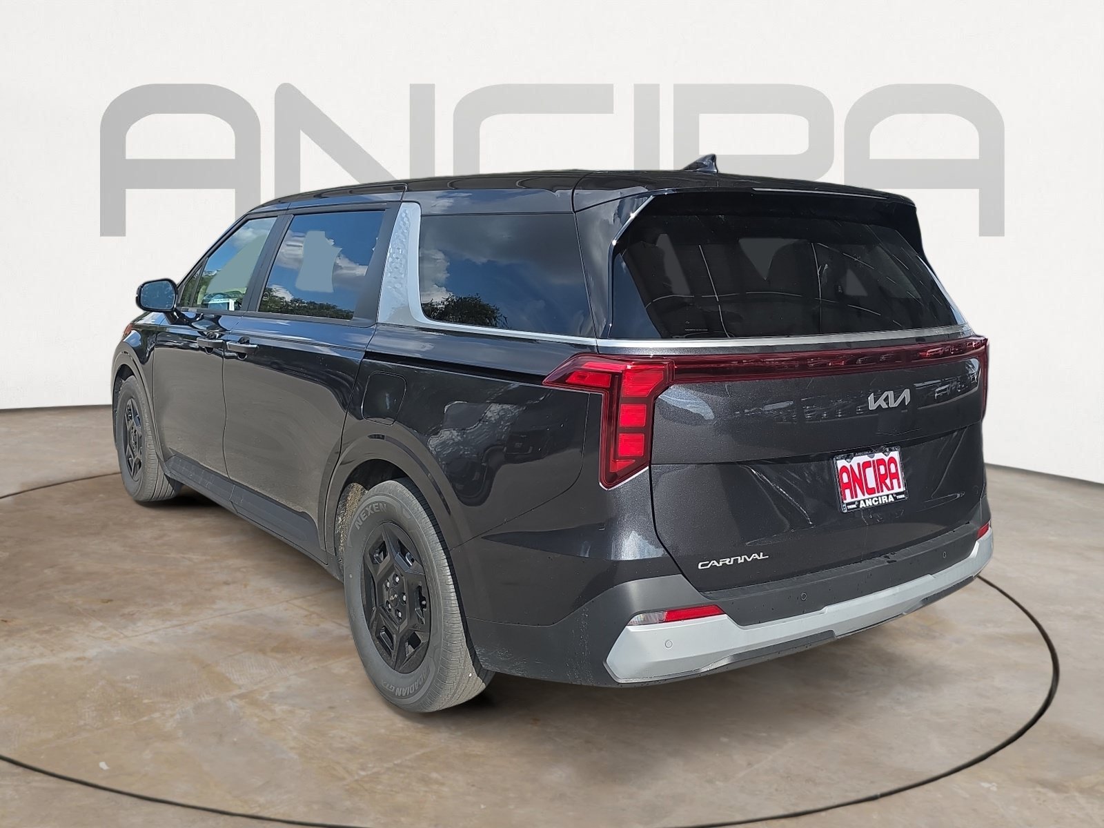 Certified 2026 Kia Carnival LX FWD image 6