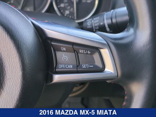 Used 2016 MAZDA MX-5 Miata Club RWD image 15