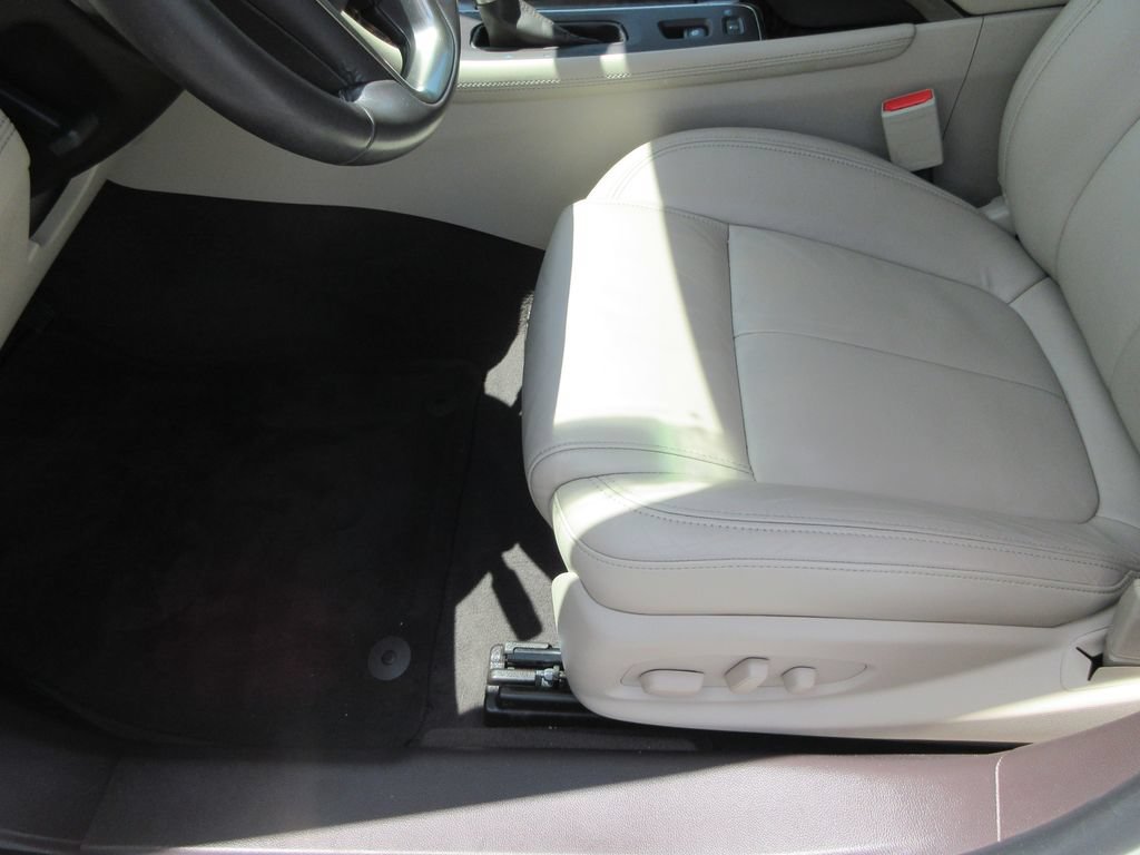Certified 2014 Buick LaCrosse Leather FWD image 19