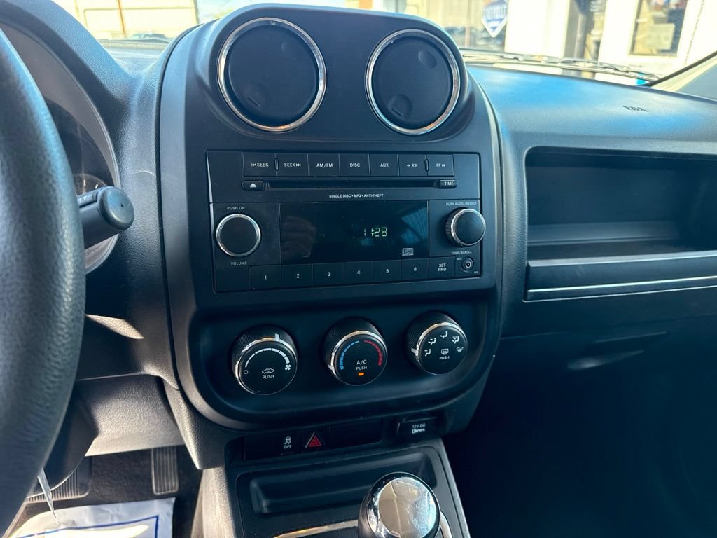 Used 2014 Jeep Patriot Sport w/ Power Value Group AWD/4WD image 26