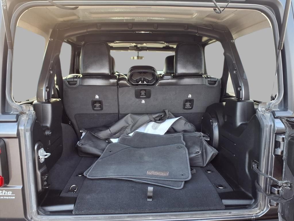 Certified 2020 Jeep Wrangler Unlimited Sahara image 25