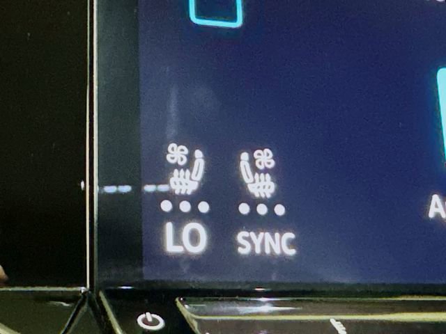 Used 2025 Volkswagen Atlas SE image 17