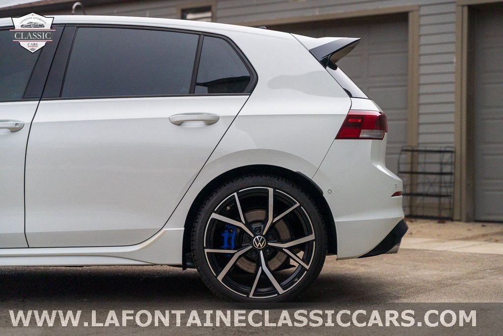 Used 2022 Volkswagen Golf R image 19