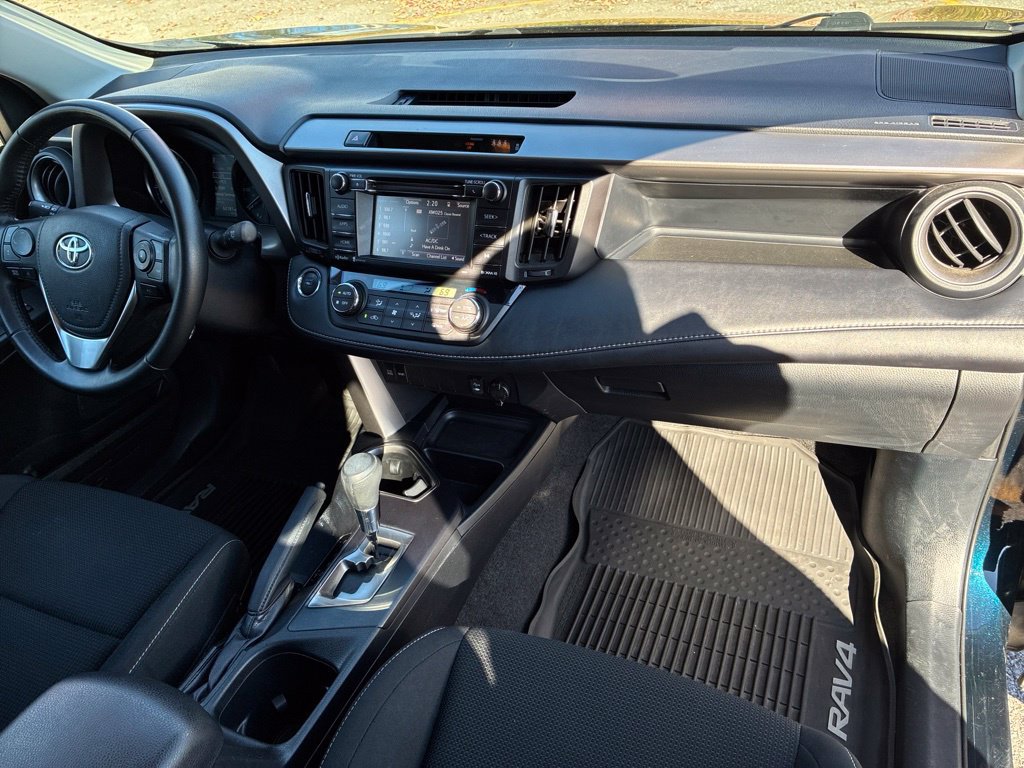 Used 2018 Toyota RAV4 XLE w/ Plus Extra Value Package AWD/4WD image 55