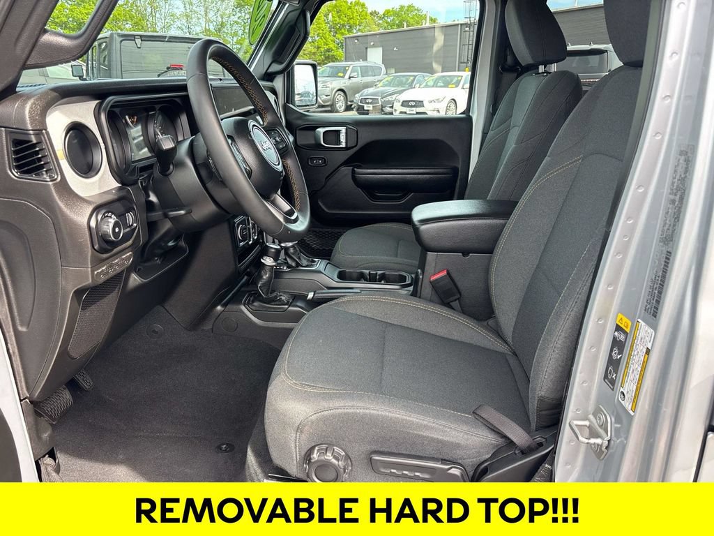 Used 2024 Jeep Wrangler Unlimited Sport AWD/4WD image 11