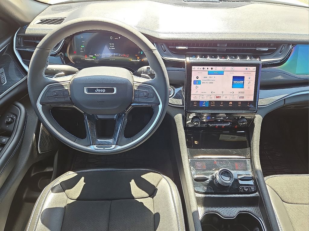 Used 2024 Jeep Grand Cherokee Trailhawk image 20