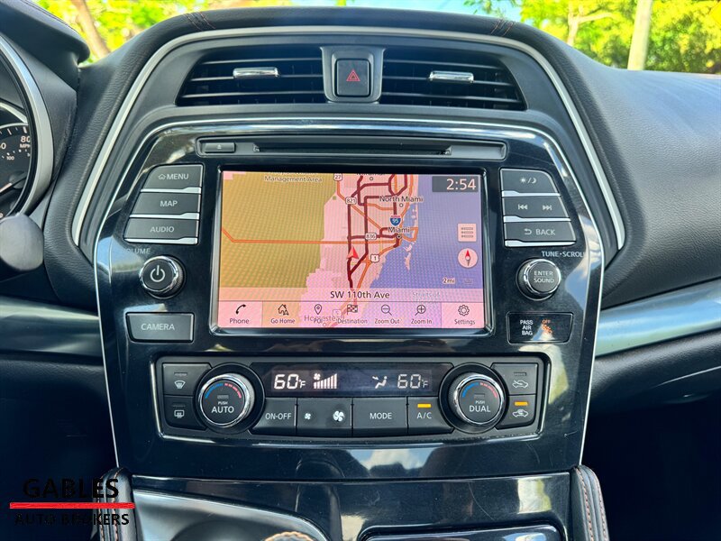 Used 2019 Nissan Maxima SR w/ Premium Package FWD image 14