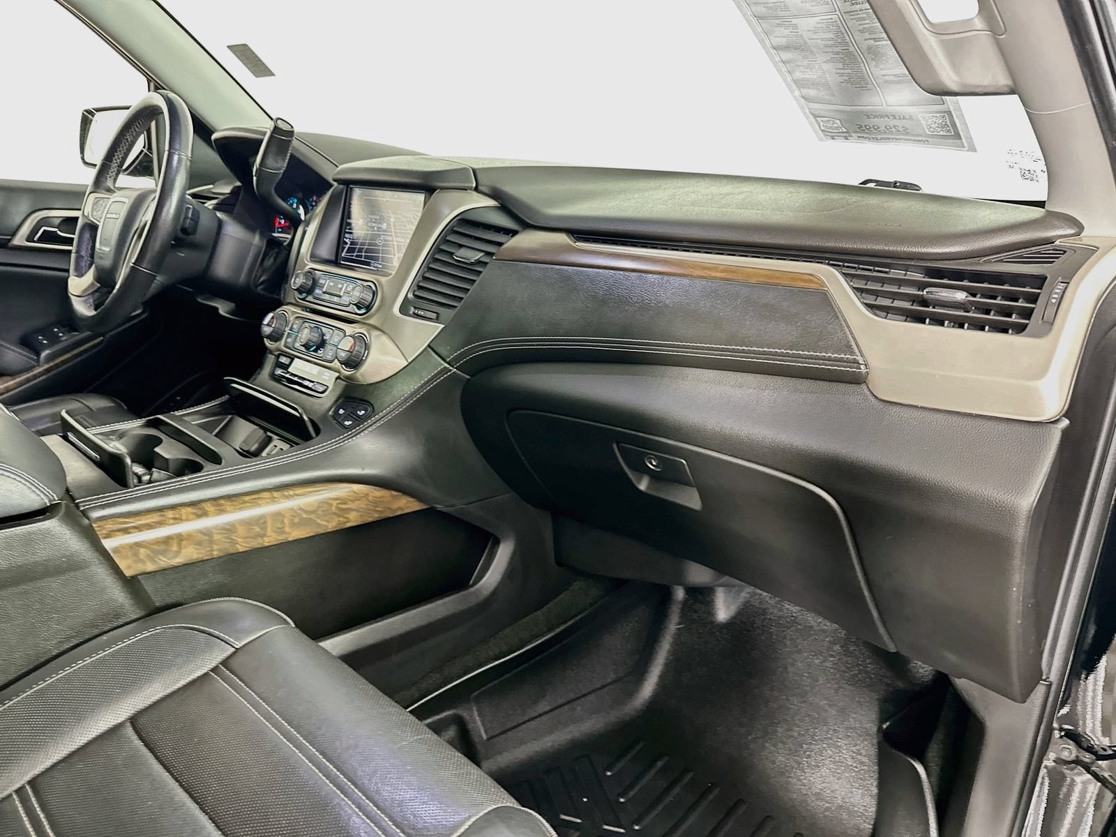 Used 2018 GMC Yukon Denali AWD/4WD image 34