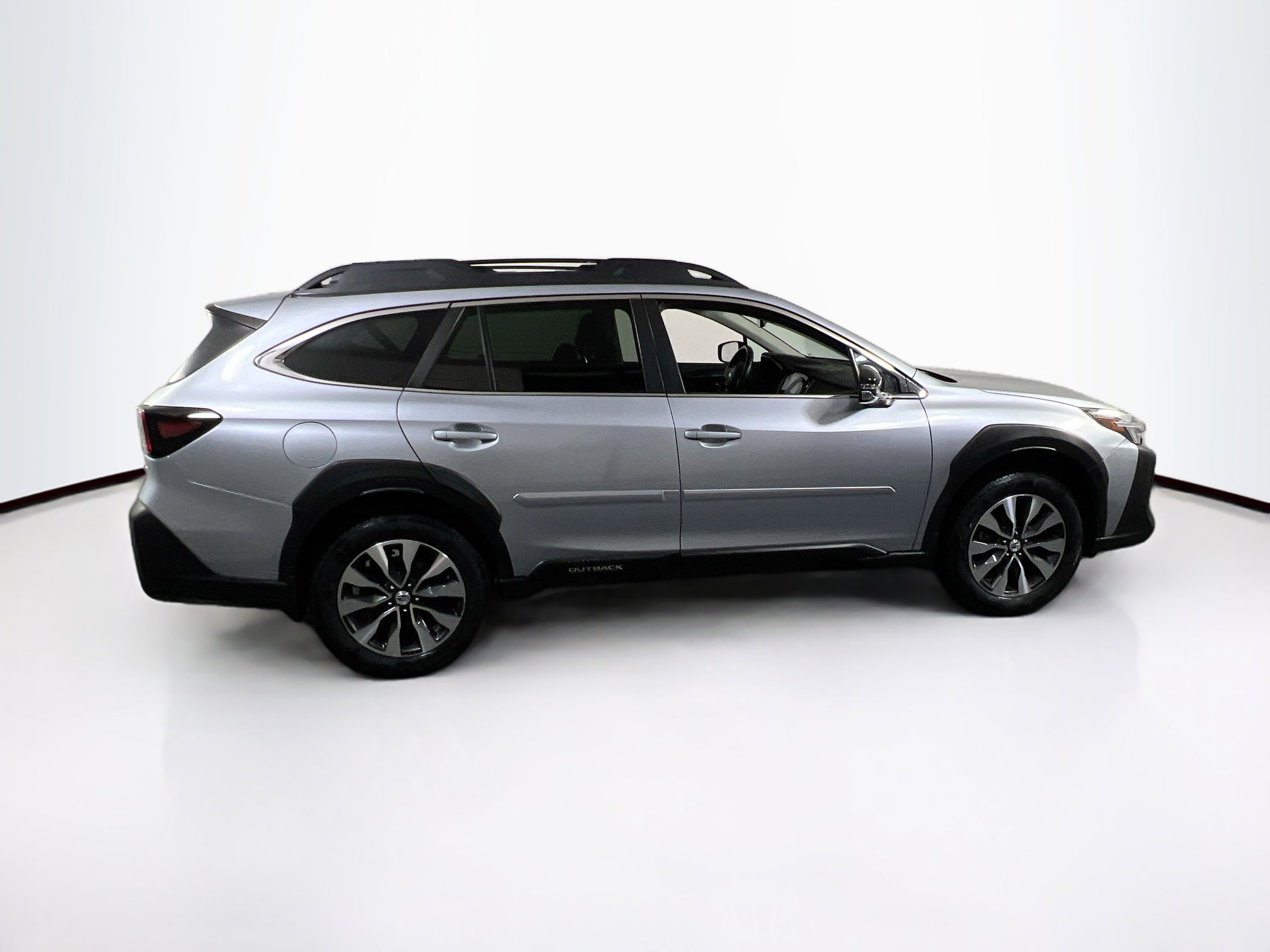 Used 2023 Subaru Outback Limited AWD/4WD image 4