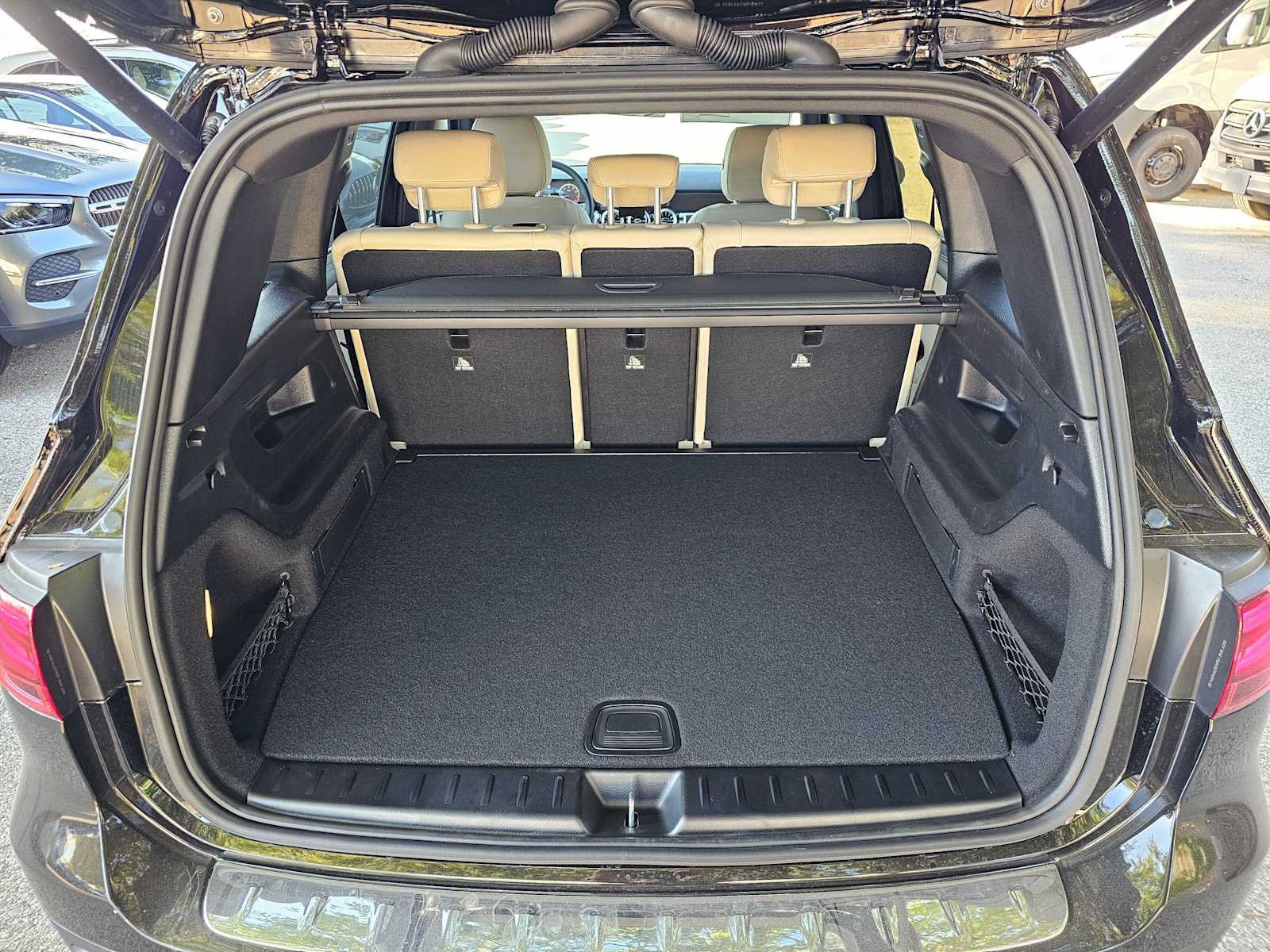New 2026 Mercedes-Benz GLB 250 image 14