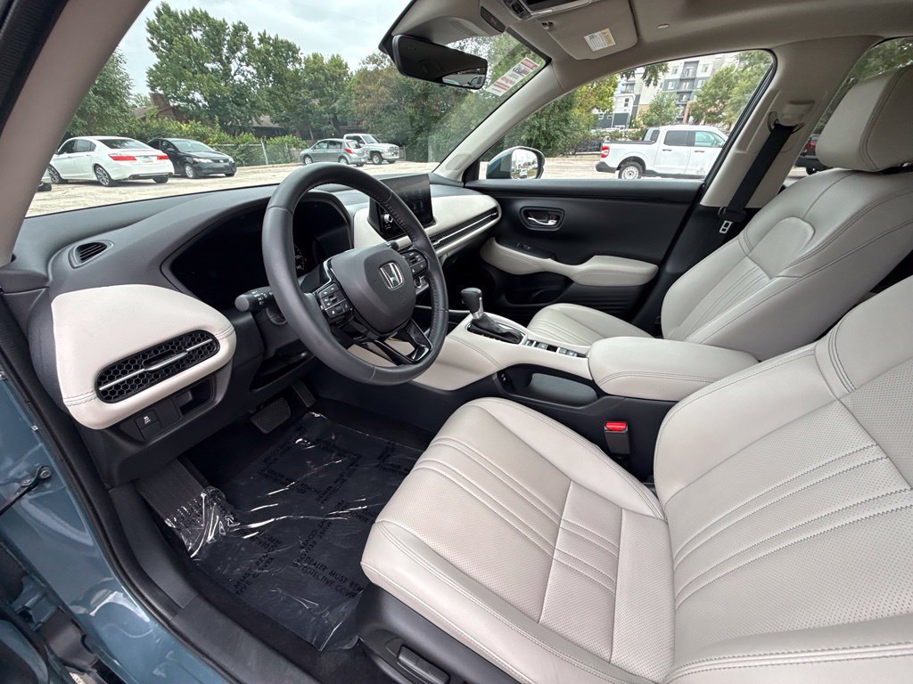 Used 2024 Honda HR-V EX-L image 10