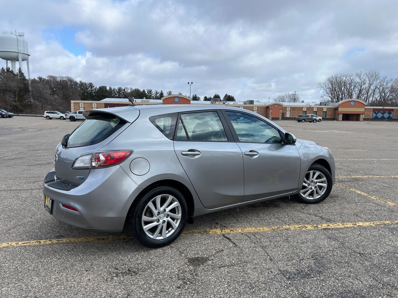 Used 2012 MAZDA MAZDA3 i Touring image 8