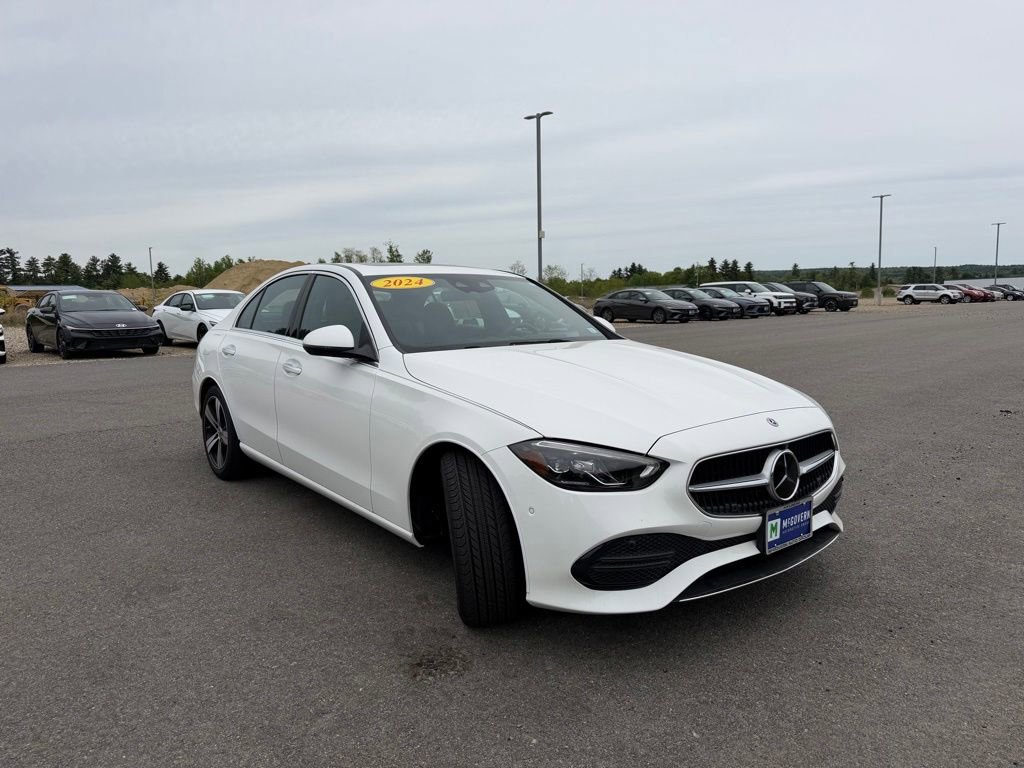 Used 2024 Mercedes-Benz C 300 4MATIC Sedan w/ Exclusive Trim Package image 4